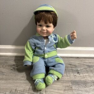 MARIE OSMOND 2007 LIL' SLUGGER" BABIES A BLOOM, 18" VINYL DOLL